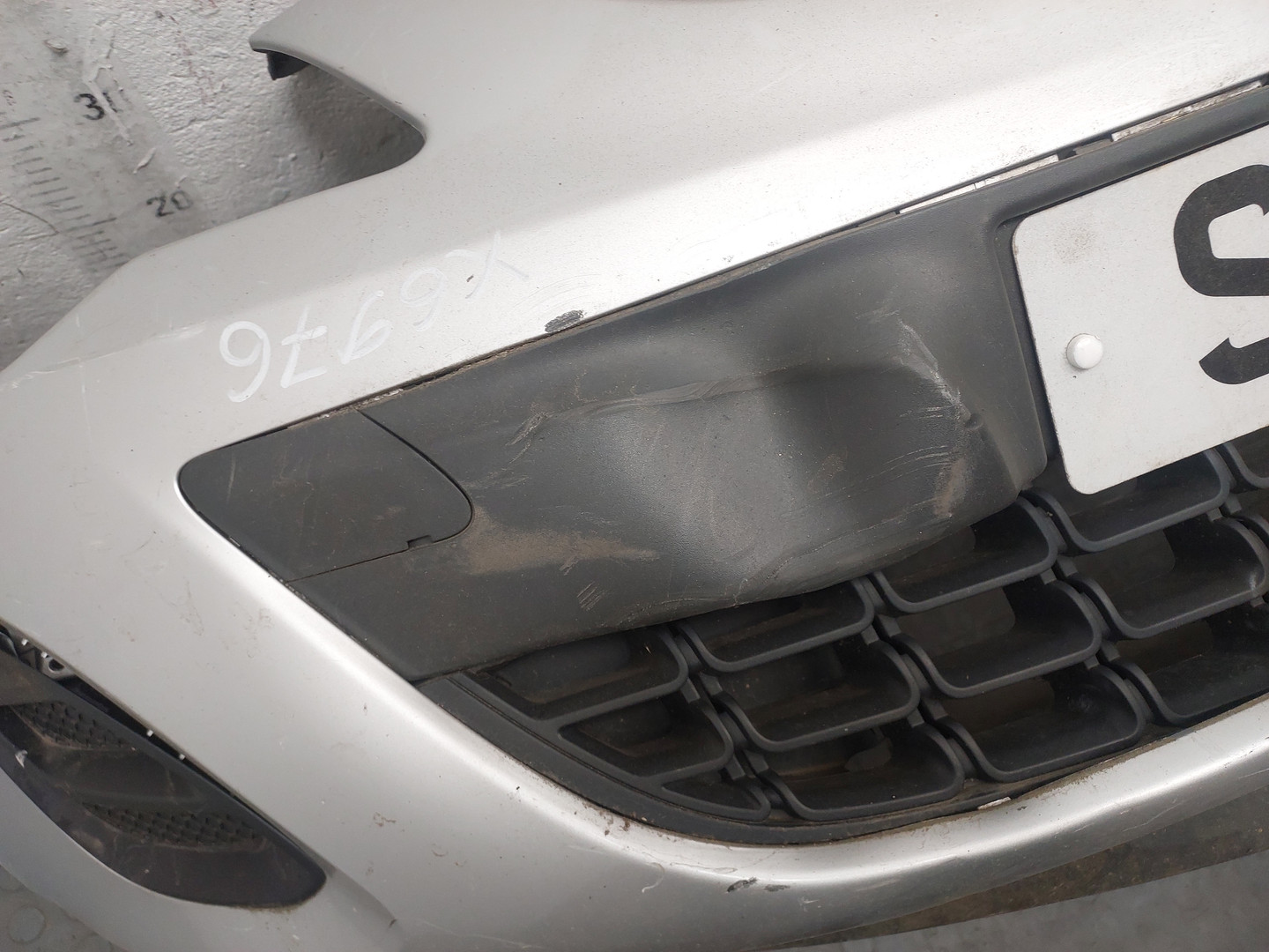 Бампер передний