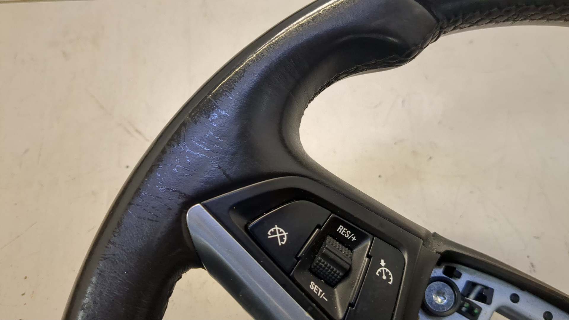 Рулевое колесо (руль)