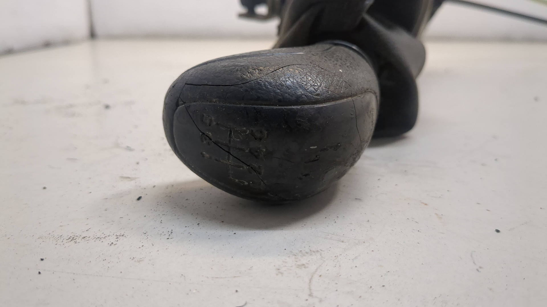 Кулиса МКПП / АКПП