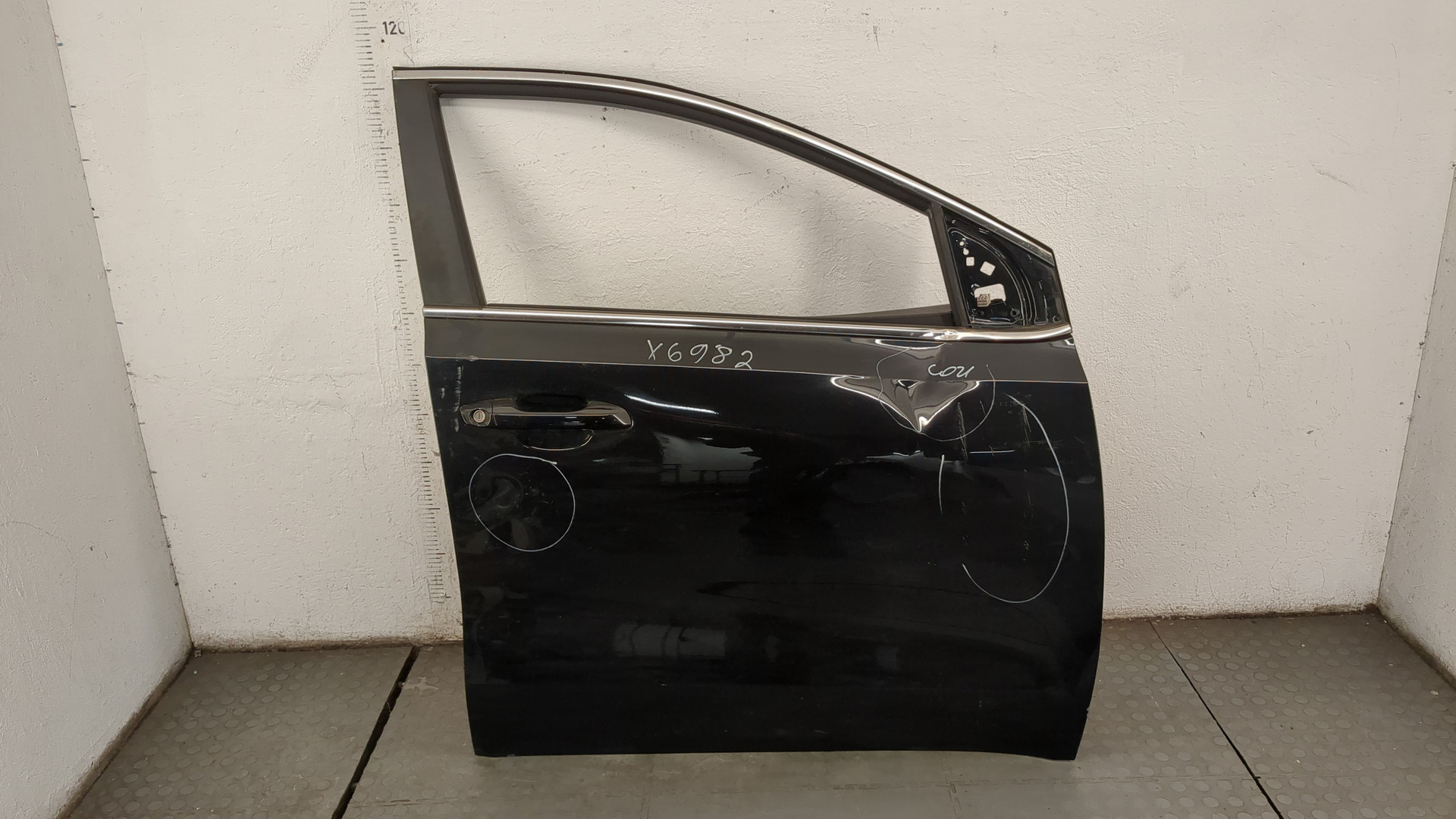 Дверь передняя правая