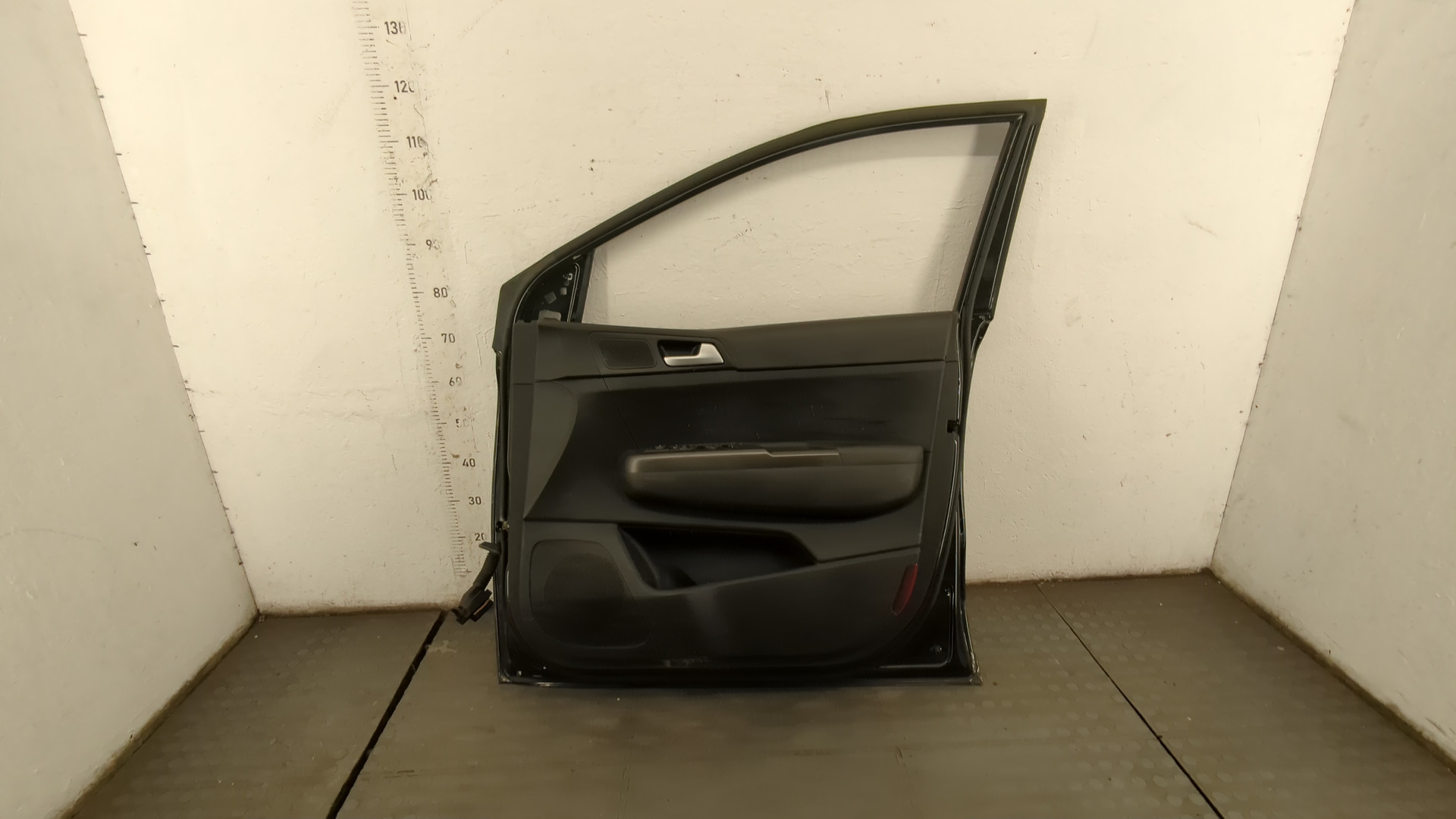 Дверь передняя правая