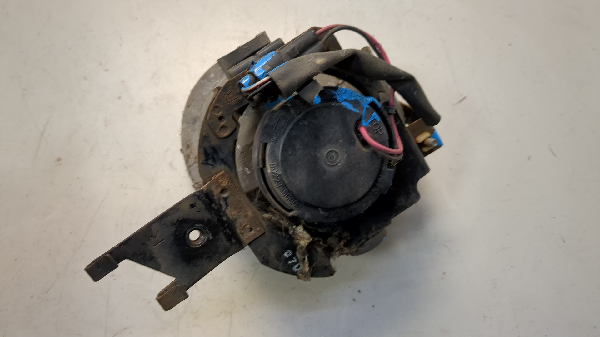 Фара противотуманная правая