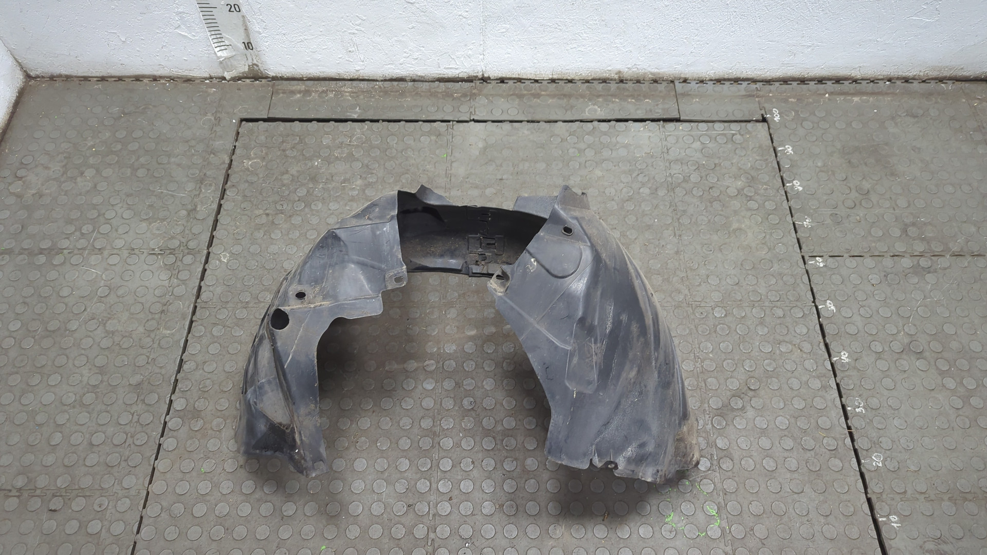 Локер передний правый