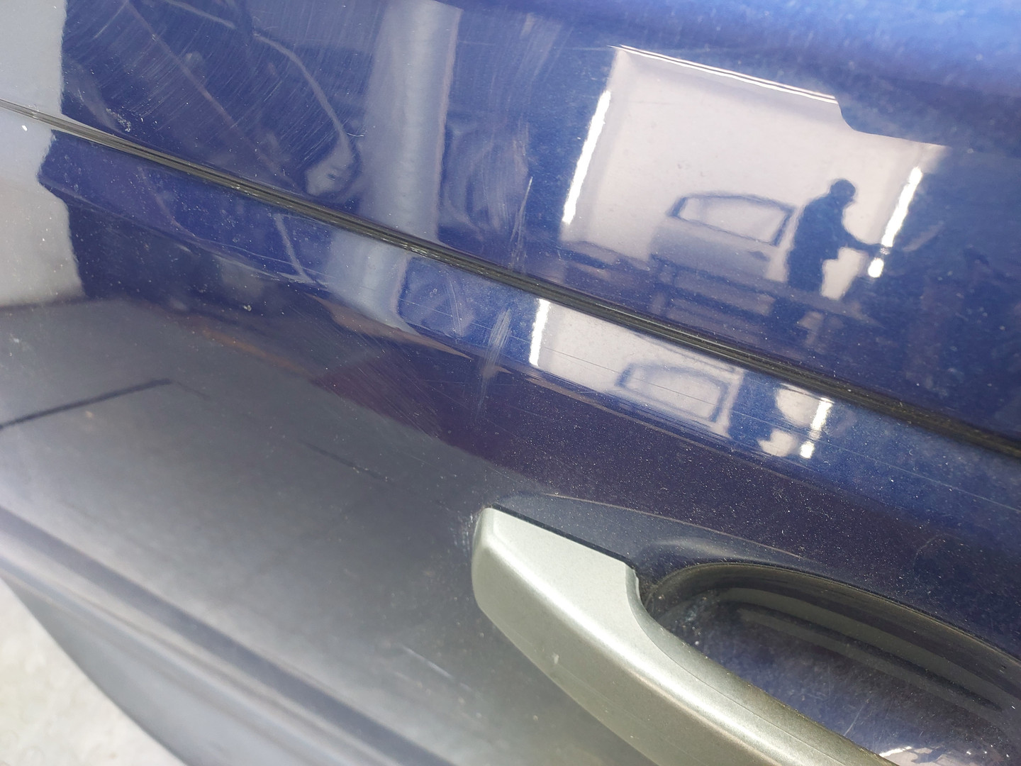 Дверь передняя левая