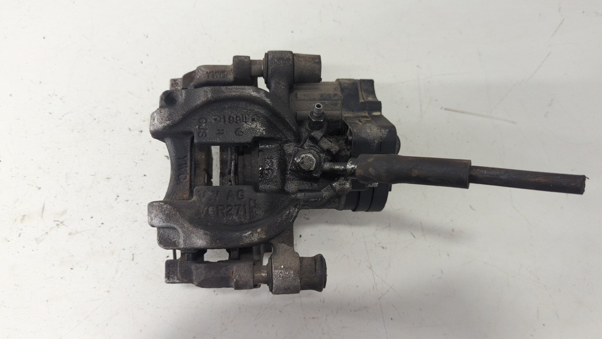 Суппорт задний правый