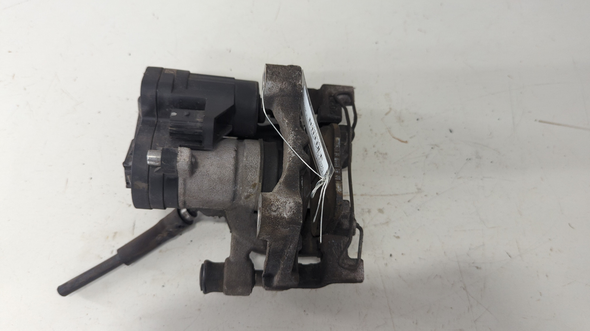 Суппорт задний правый