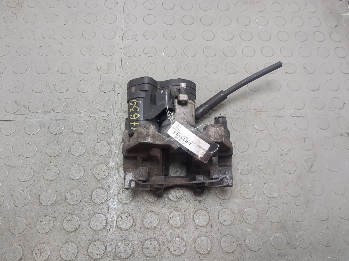 Суппорт задний левый