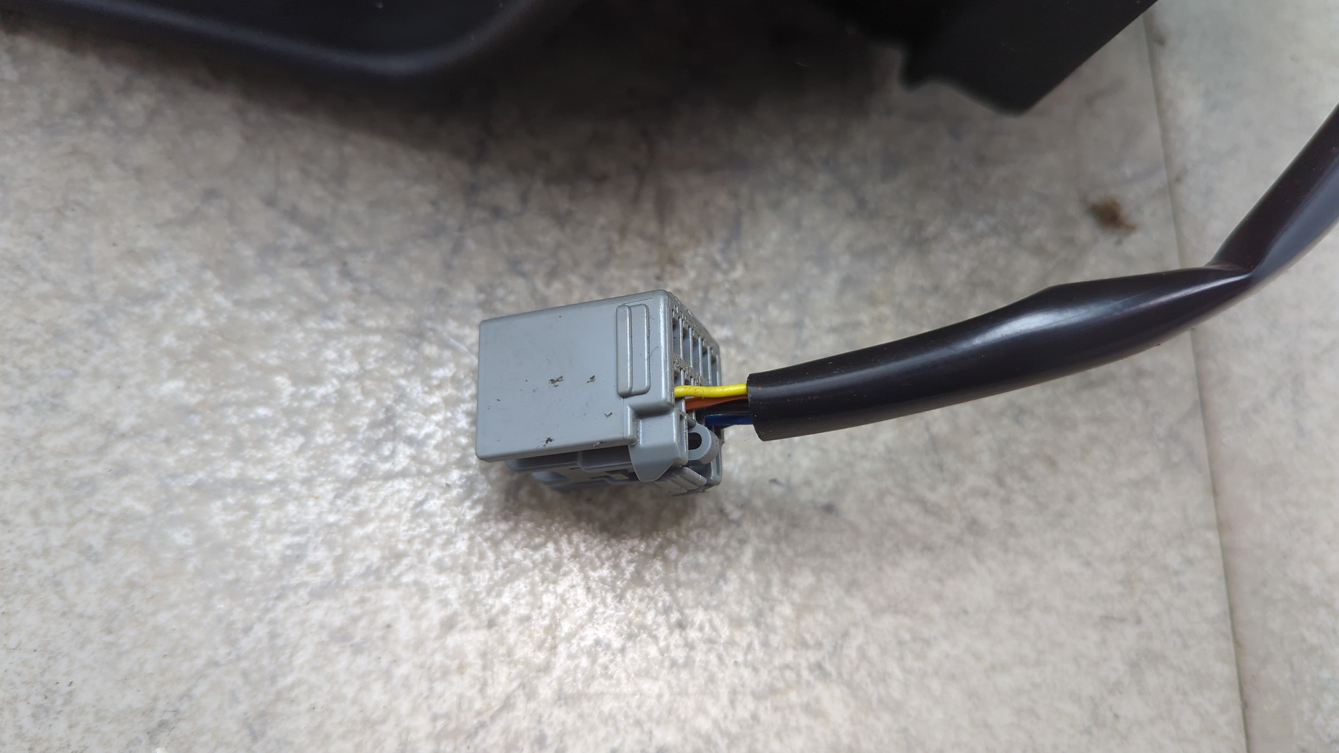 Зеркало левое электрическое