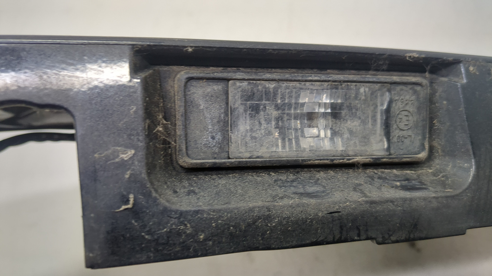 Фонарь подсветки номера