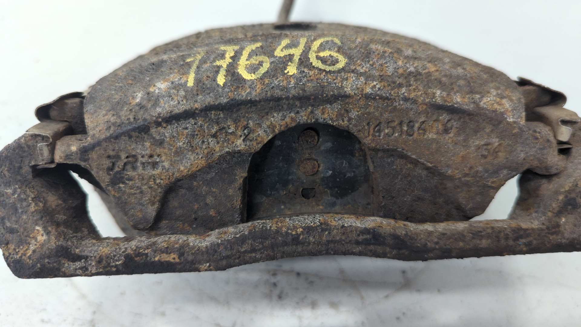 Суппорт задний левый