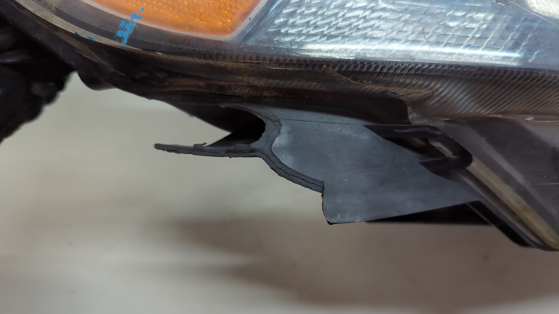 Фара правая