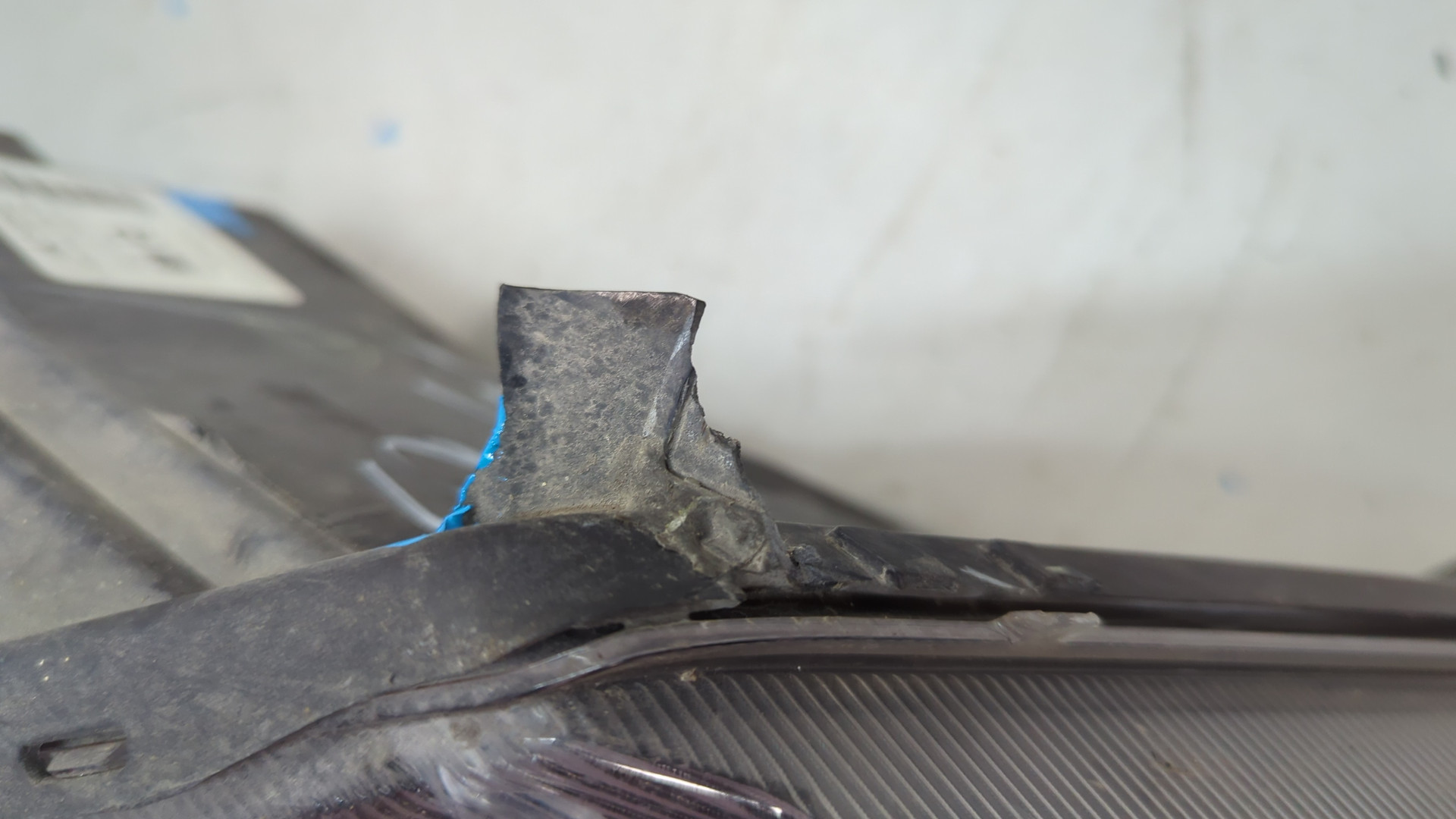 Фара правая