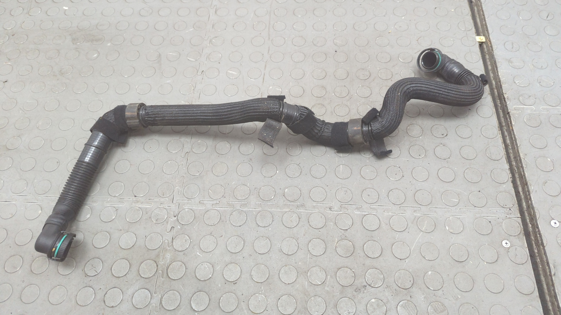 Патрубок воздушного фильтра