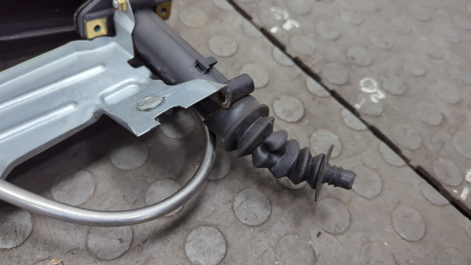 Спойлер переднего бампера