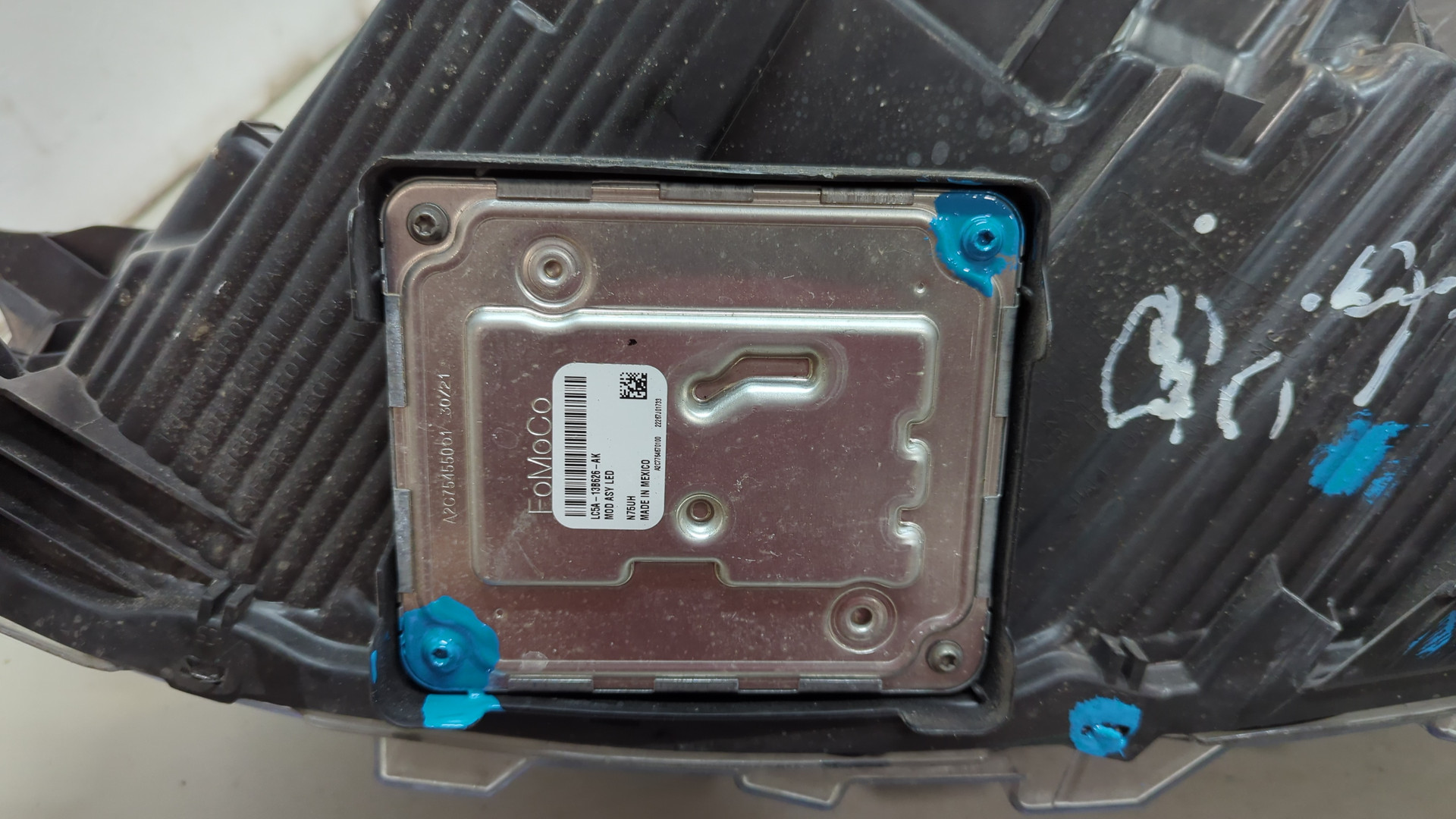 Фара правая