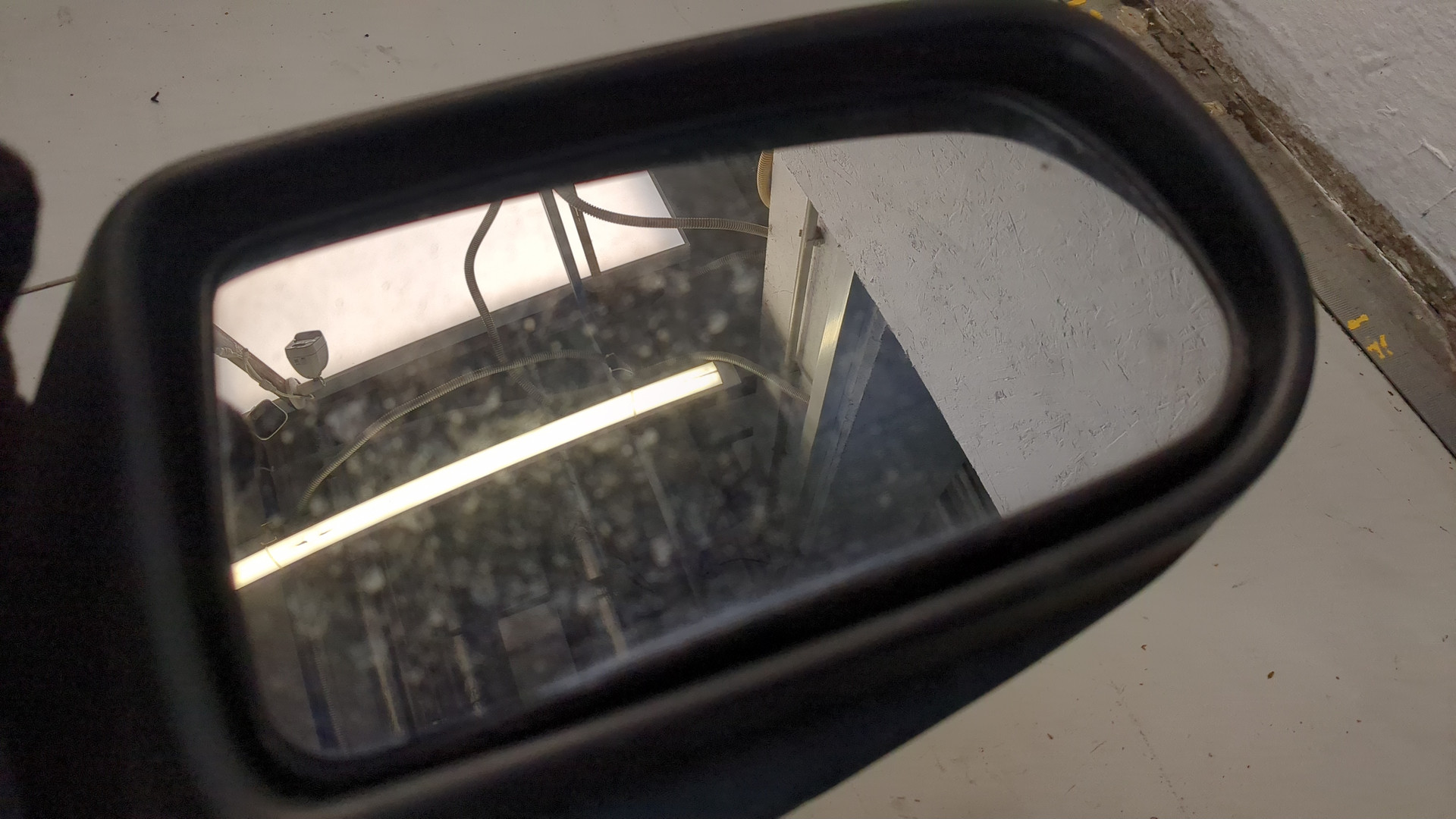 Зеркало правое электрическое