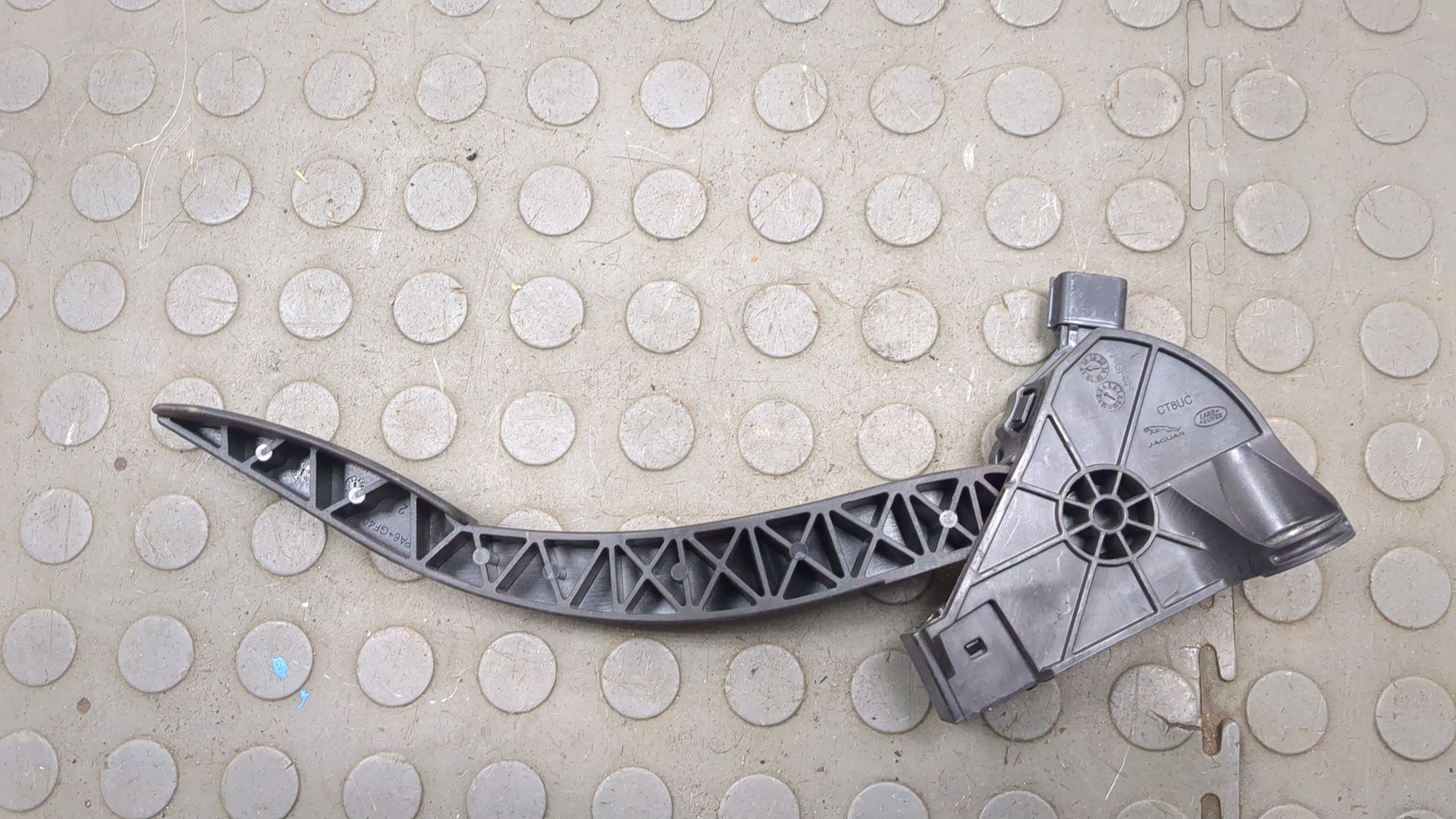 Педаль газа