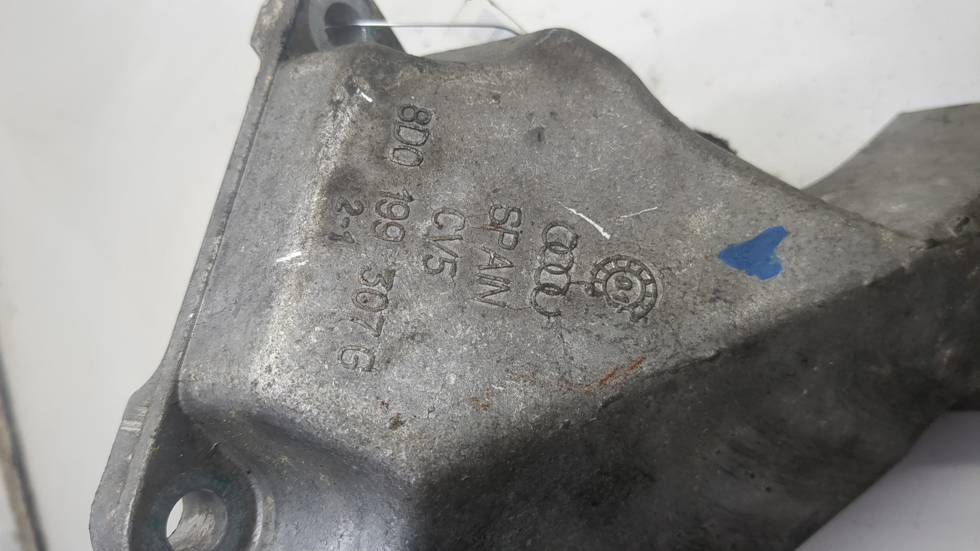 Опора двигателя