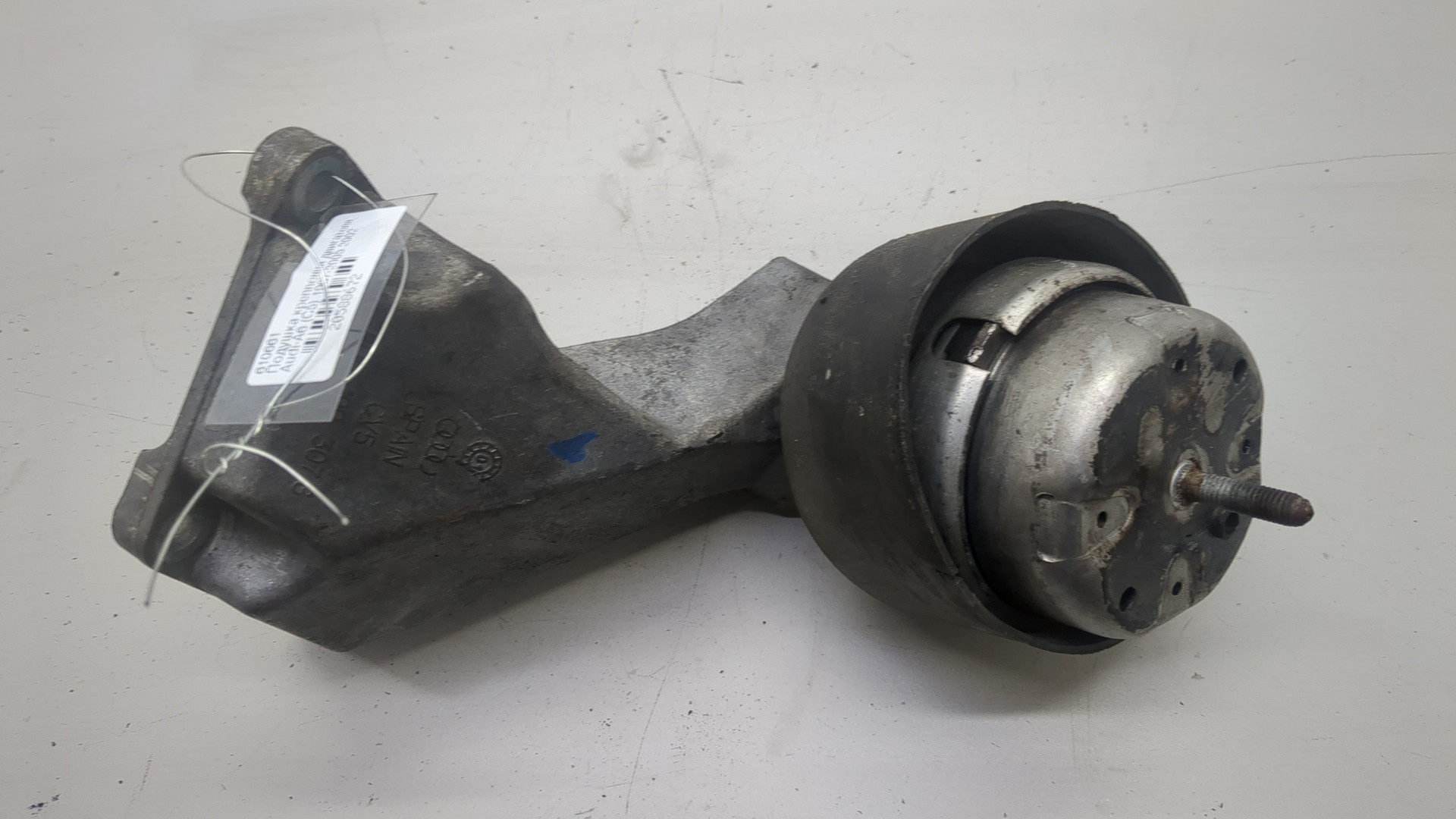 Опора двигателя