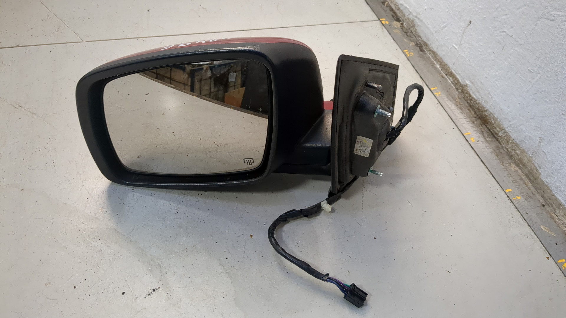 Зеркало левое электрическое