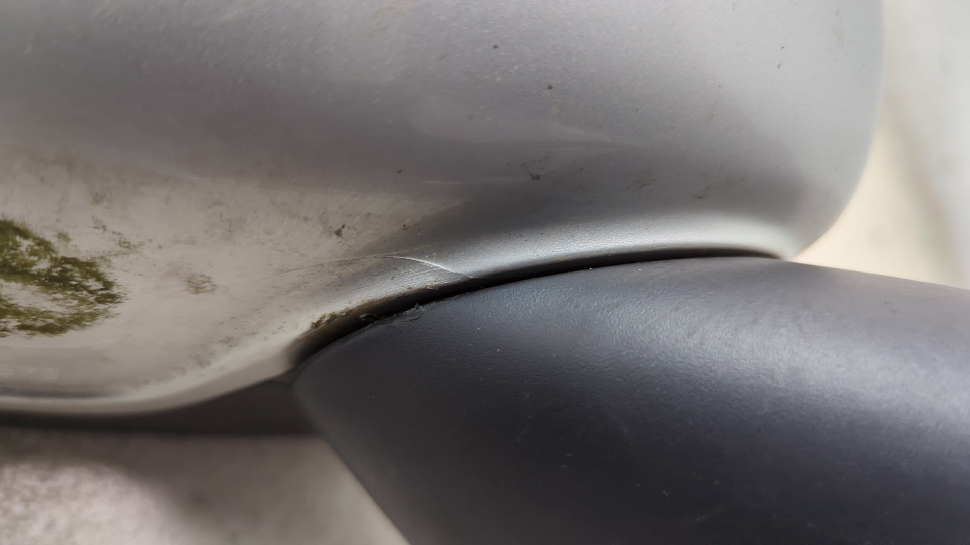 Зеркало правое электрическое