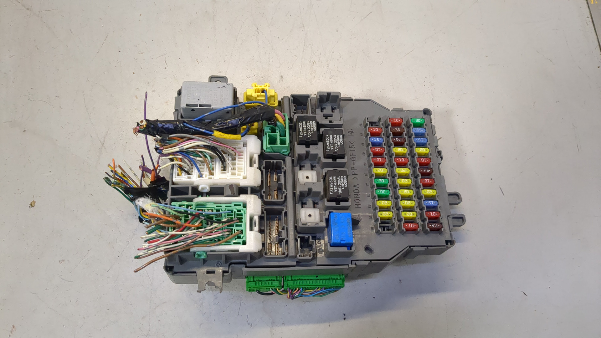 Блок предохранителей