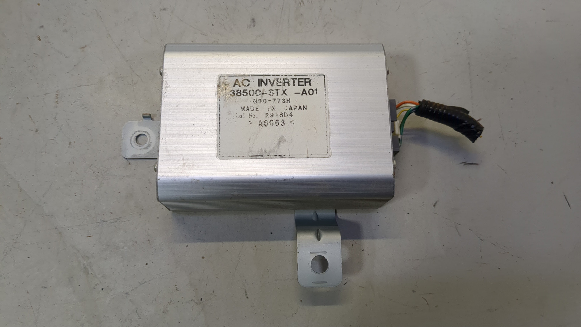 Преобразователь напряжения (адаптер)