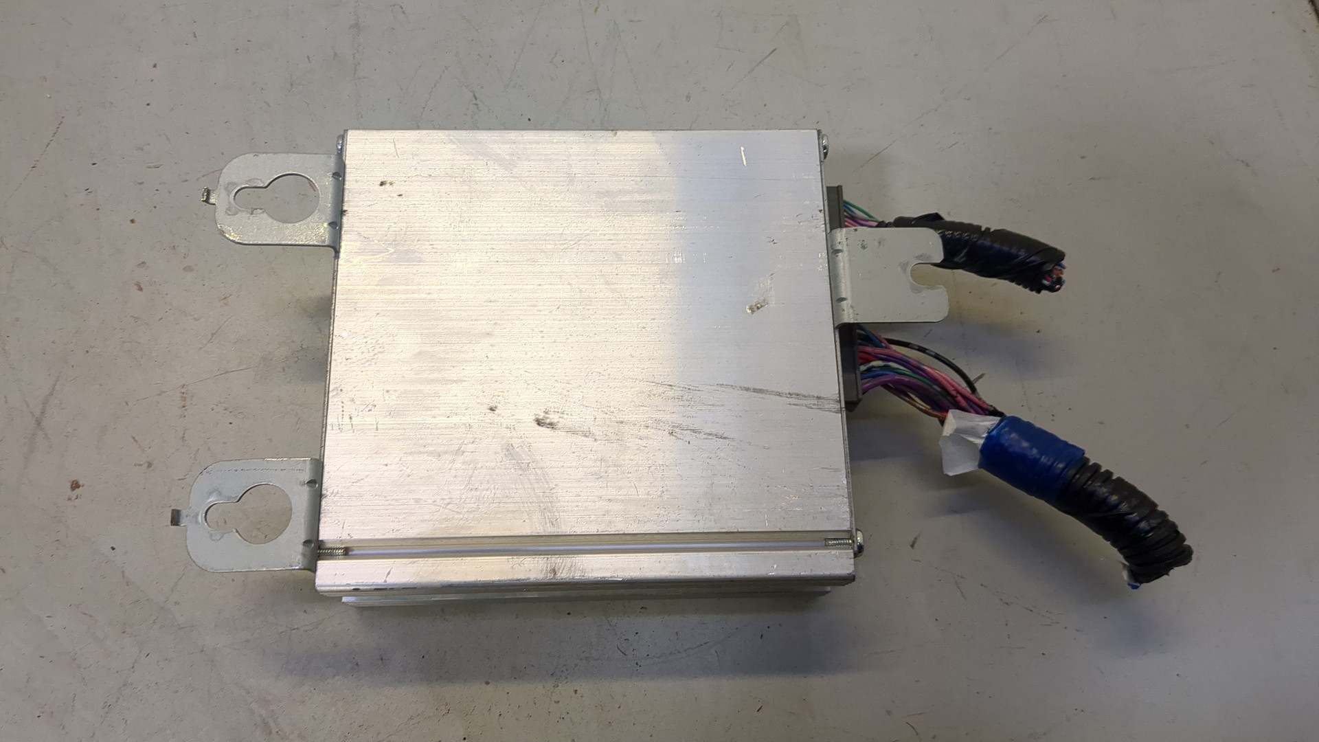 Усилитель акустической системы