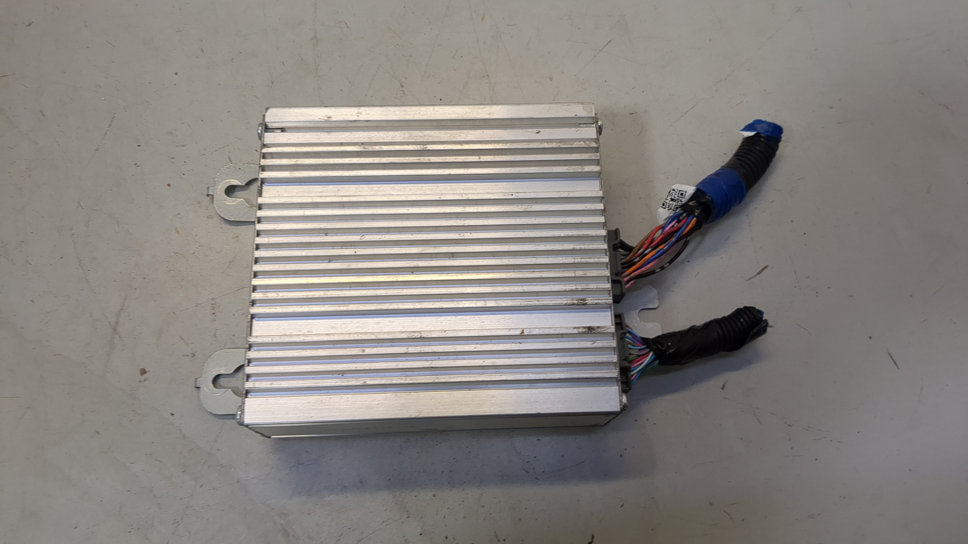 Усилитель акустической системы