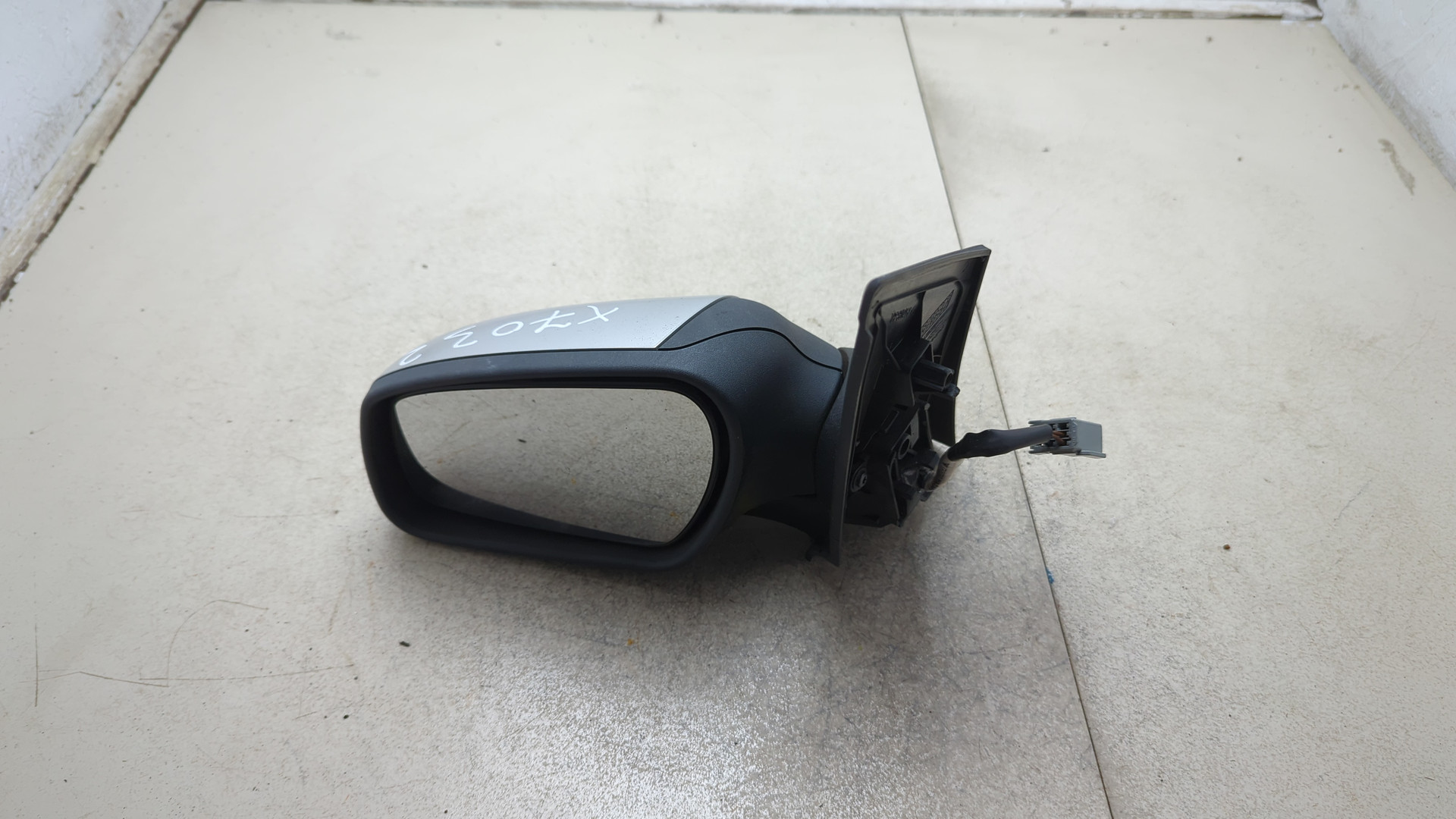 Зеркало левое электрическое