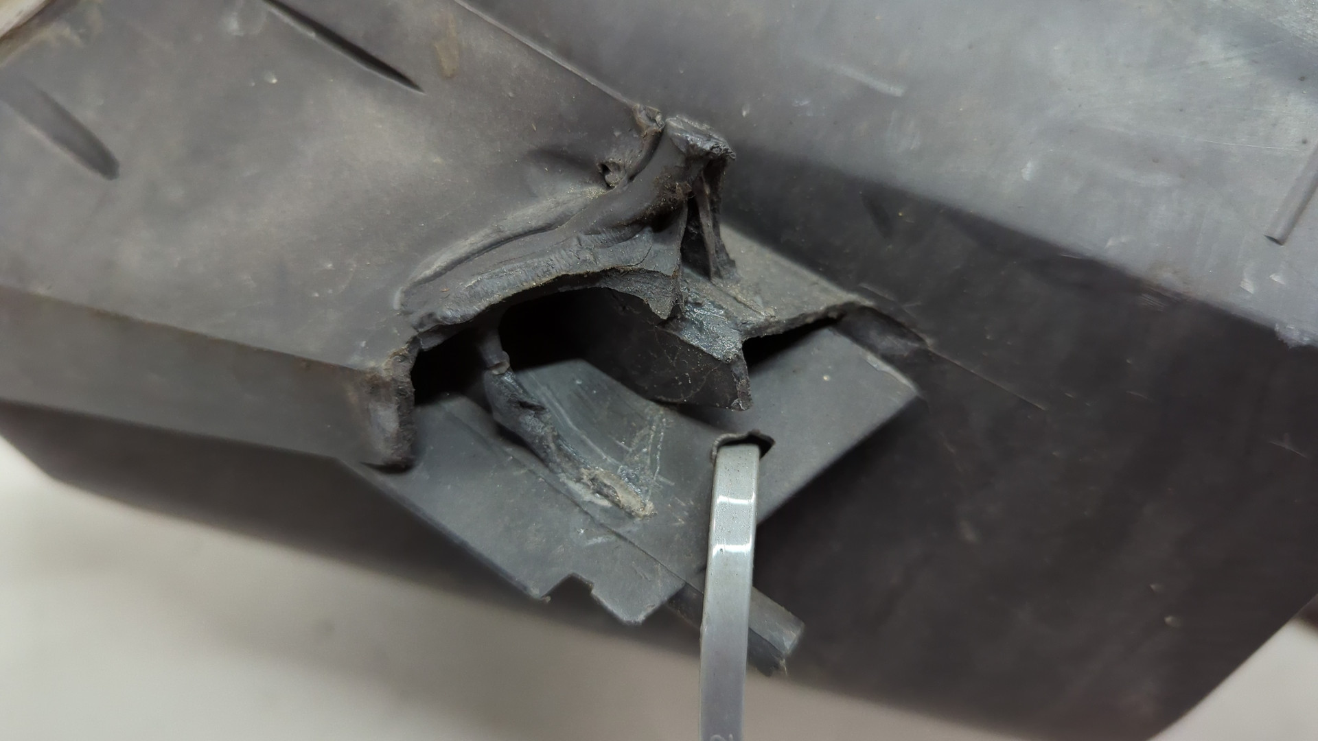 Фара правая