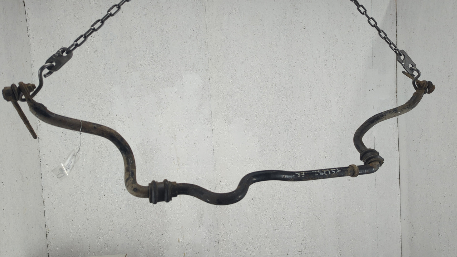 Стабилизатор передний