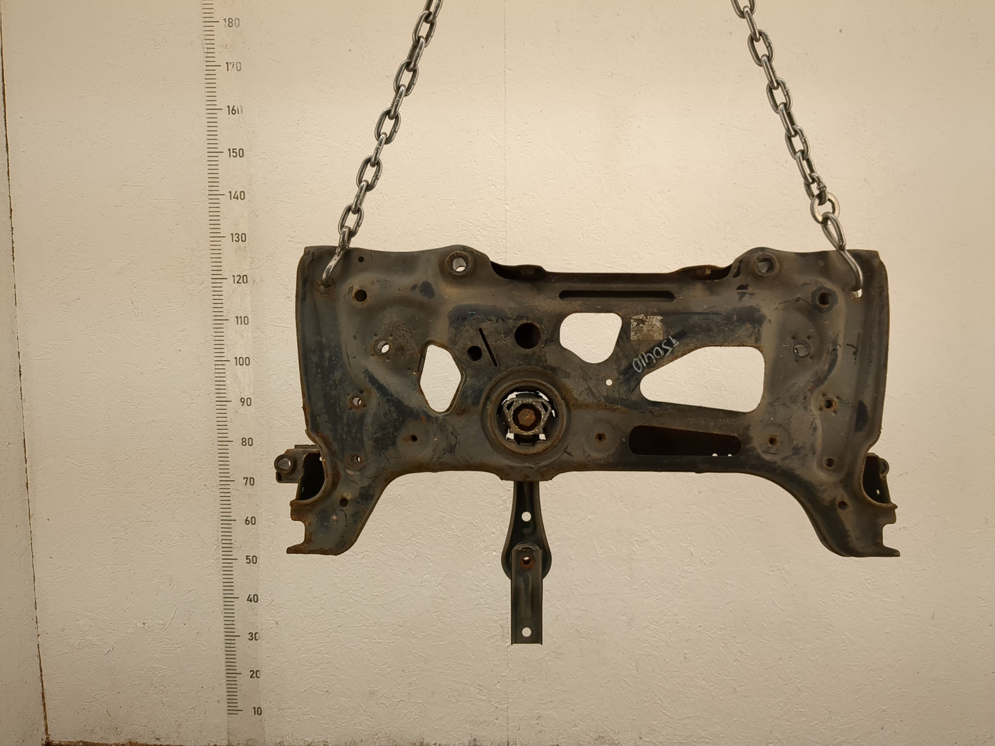 Балка подмоторная