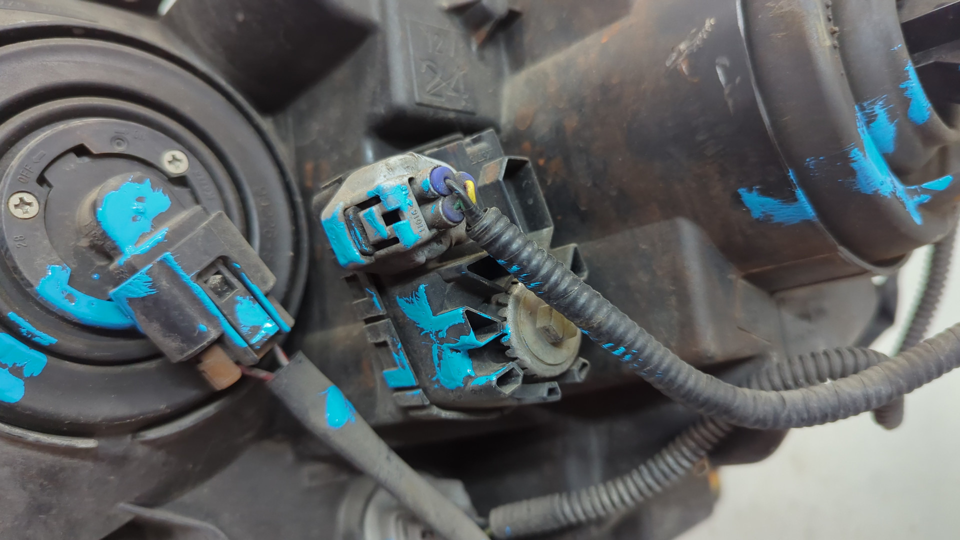 Фара правая