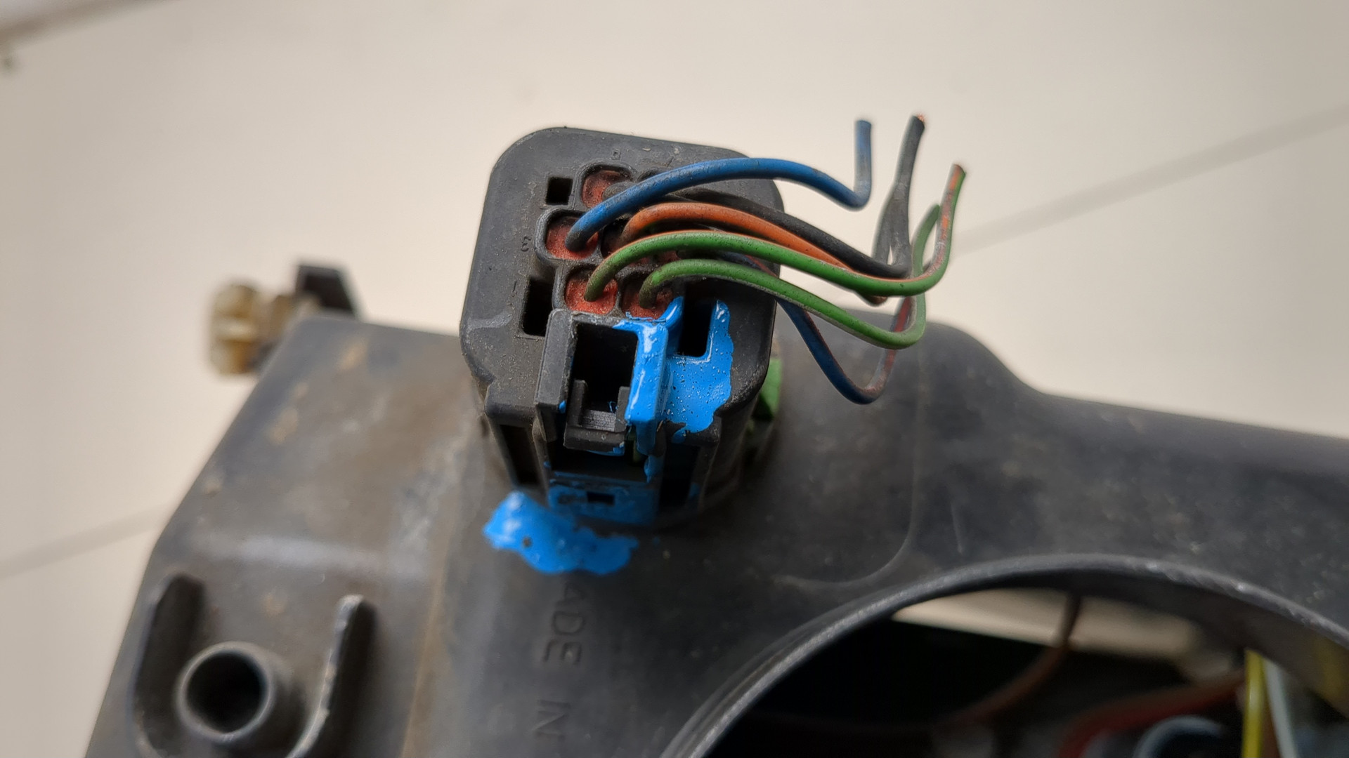 Фара правая