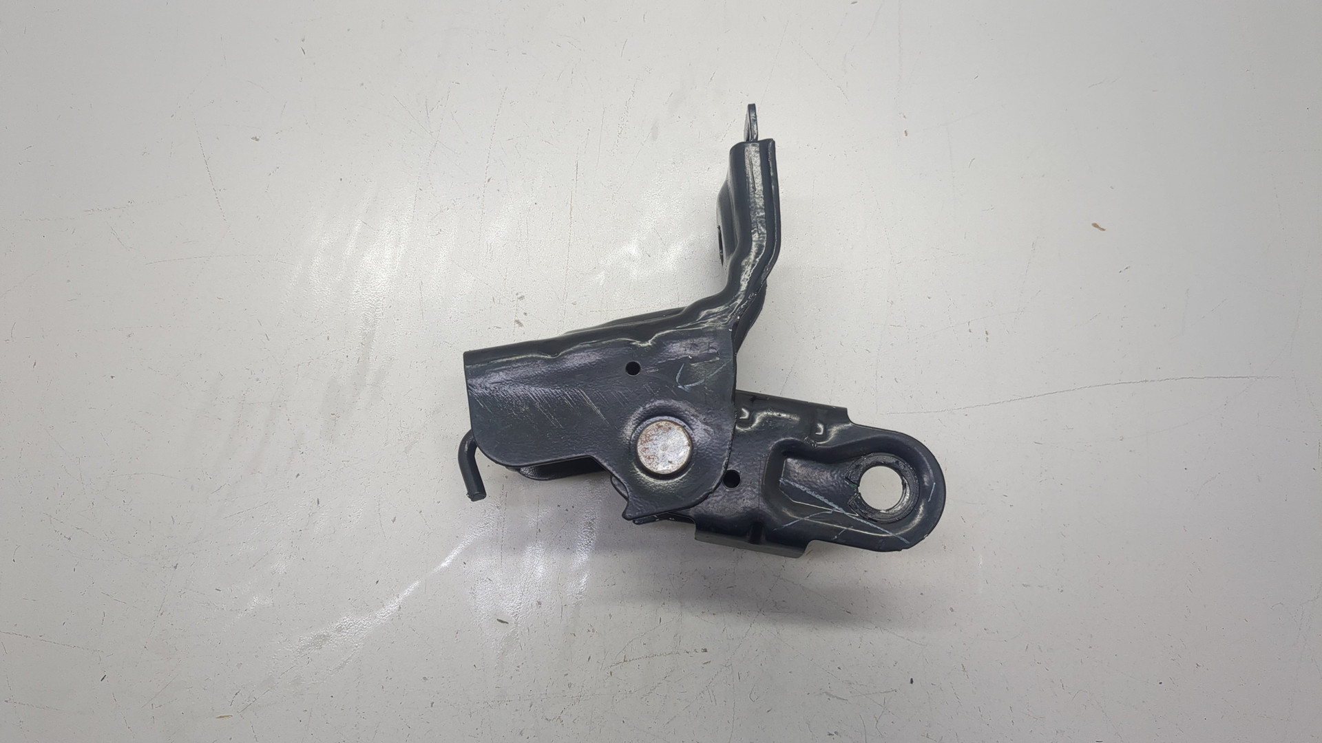 Кронштейн крепления сидения