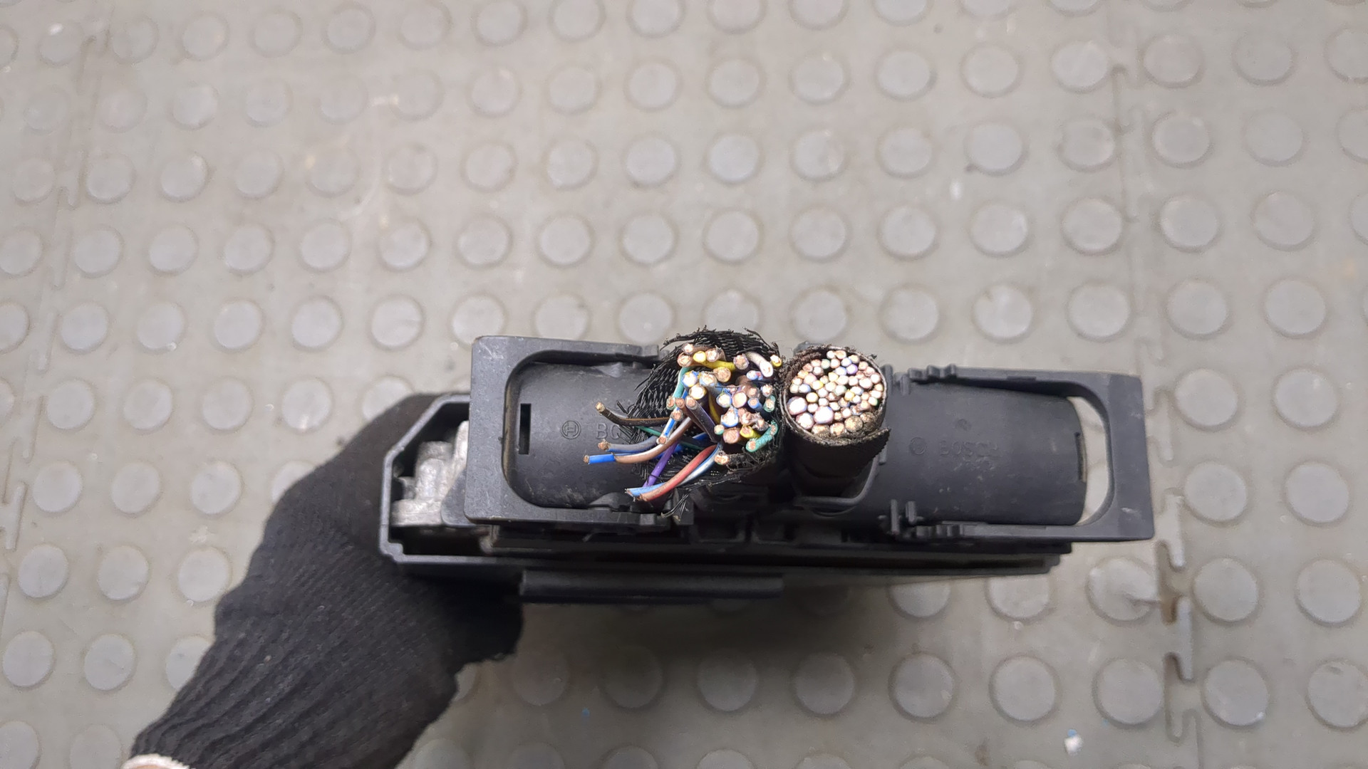 Блок управления двигателем