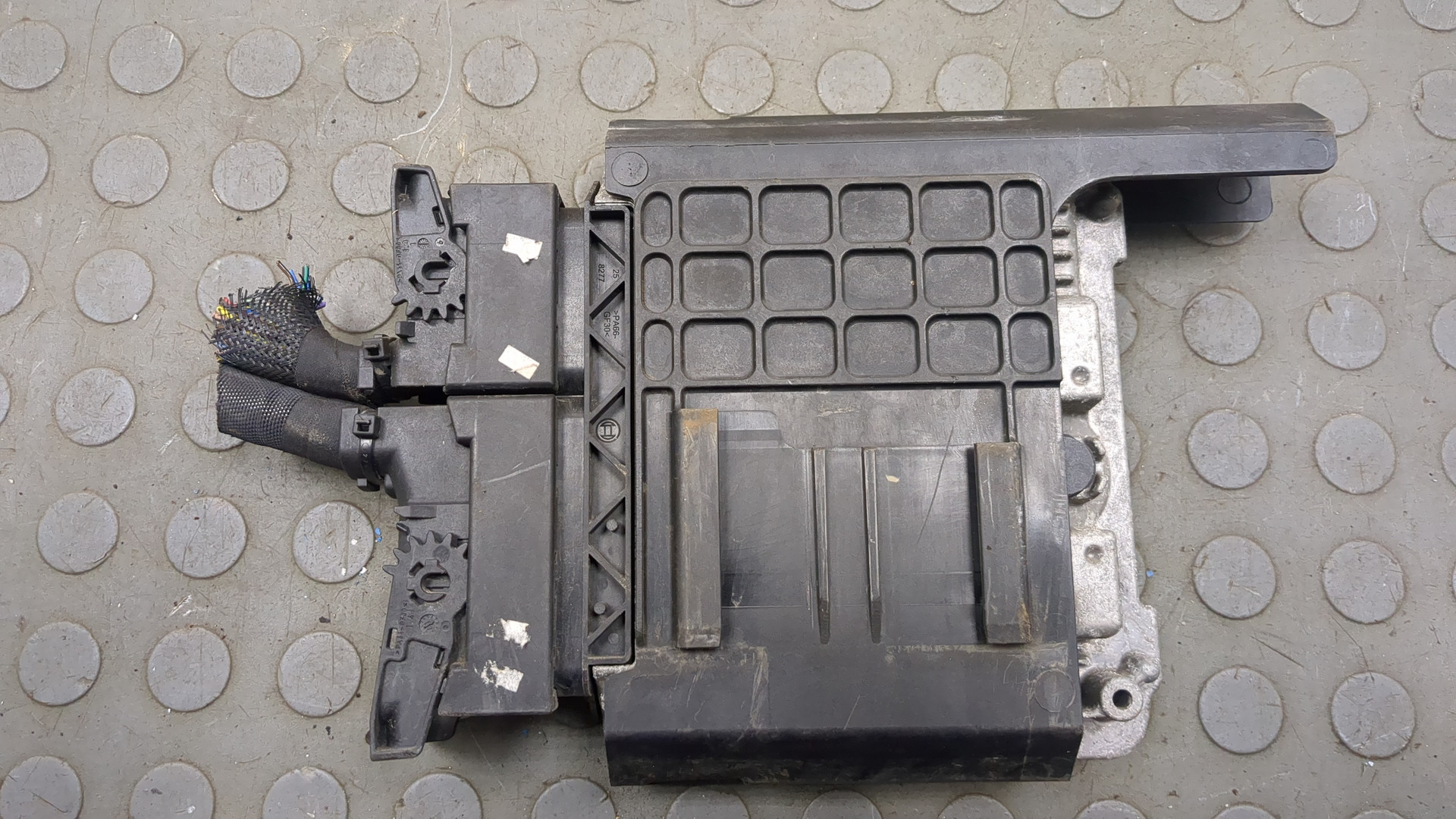 Блок управления двигателем