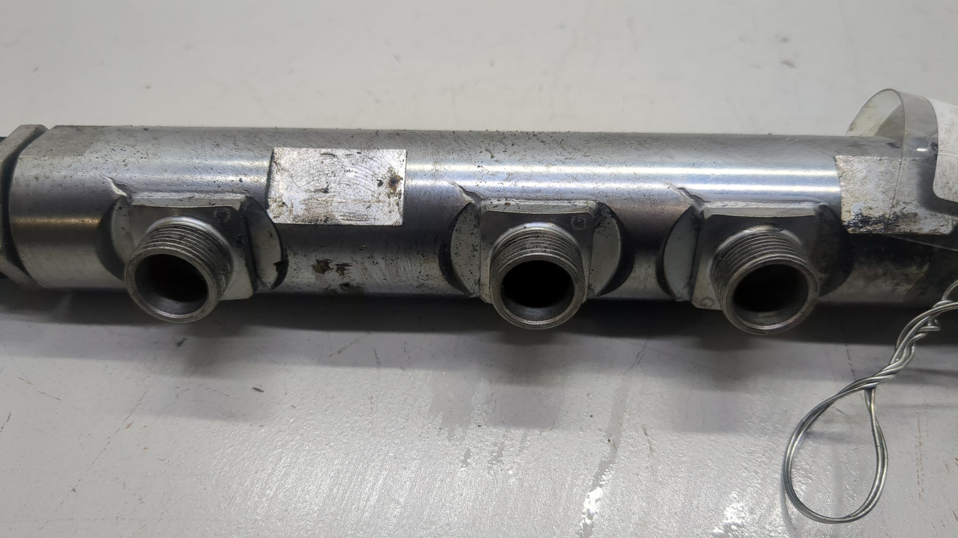 Рейка топливная (рампа)