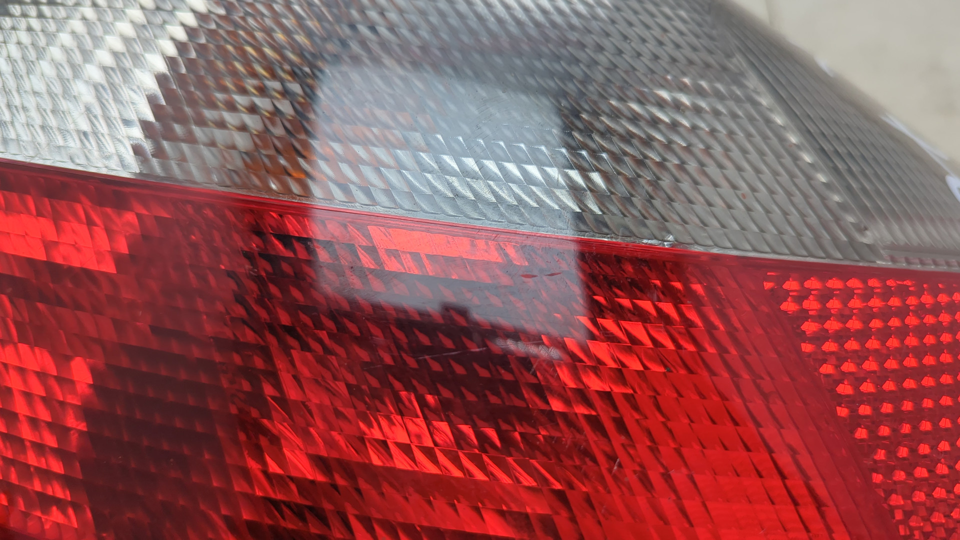 Фонарь задний левый