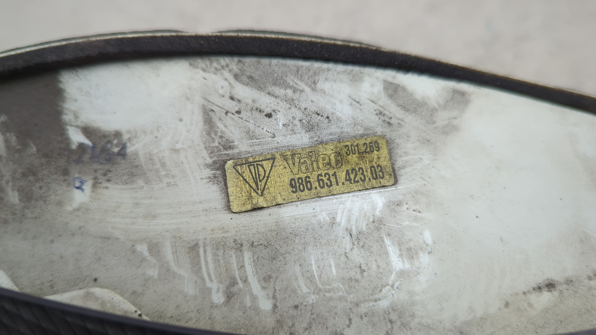 Фонарь задний левый