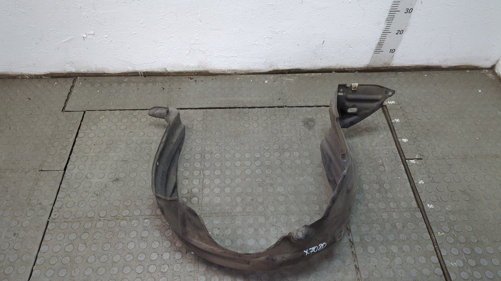 Локер передний правый