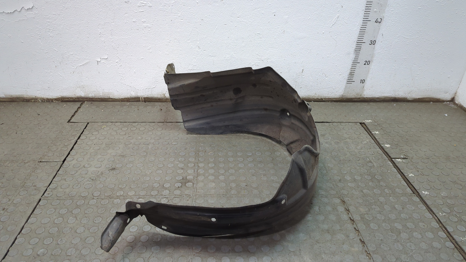 Локер передний правый