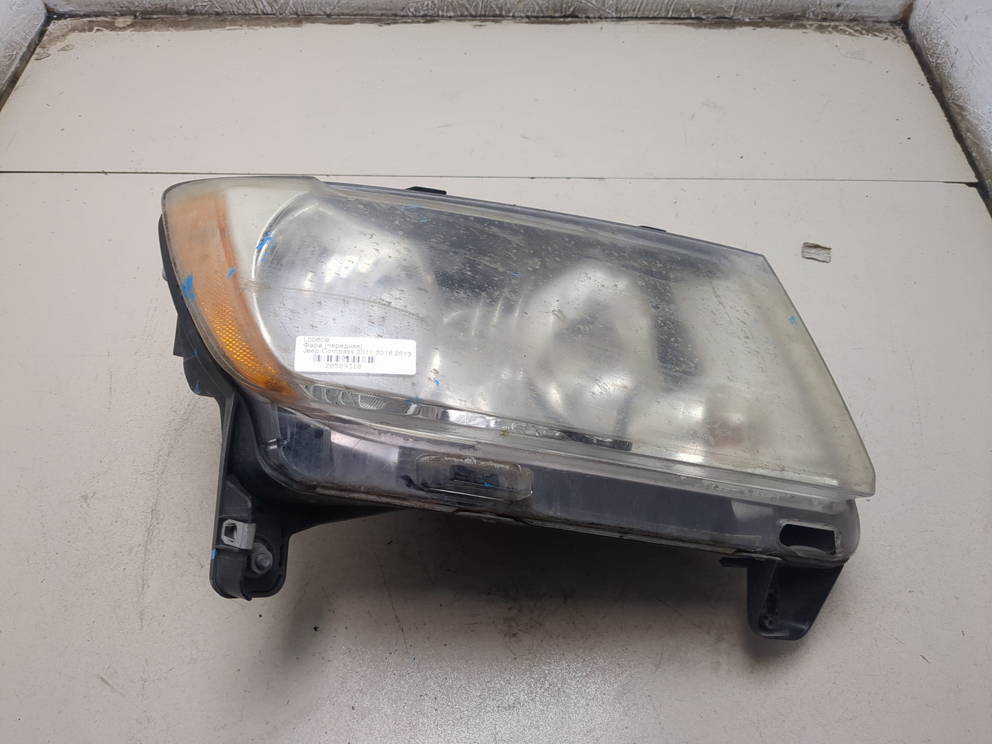 Фара правая