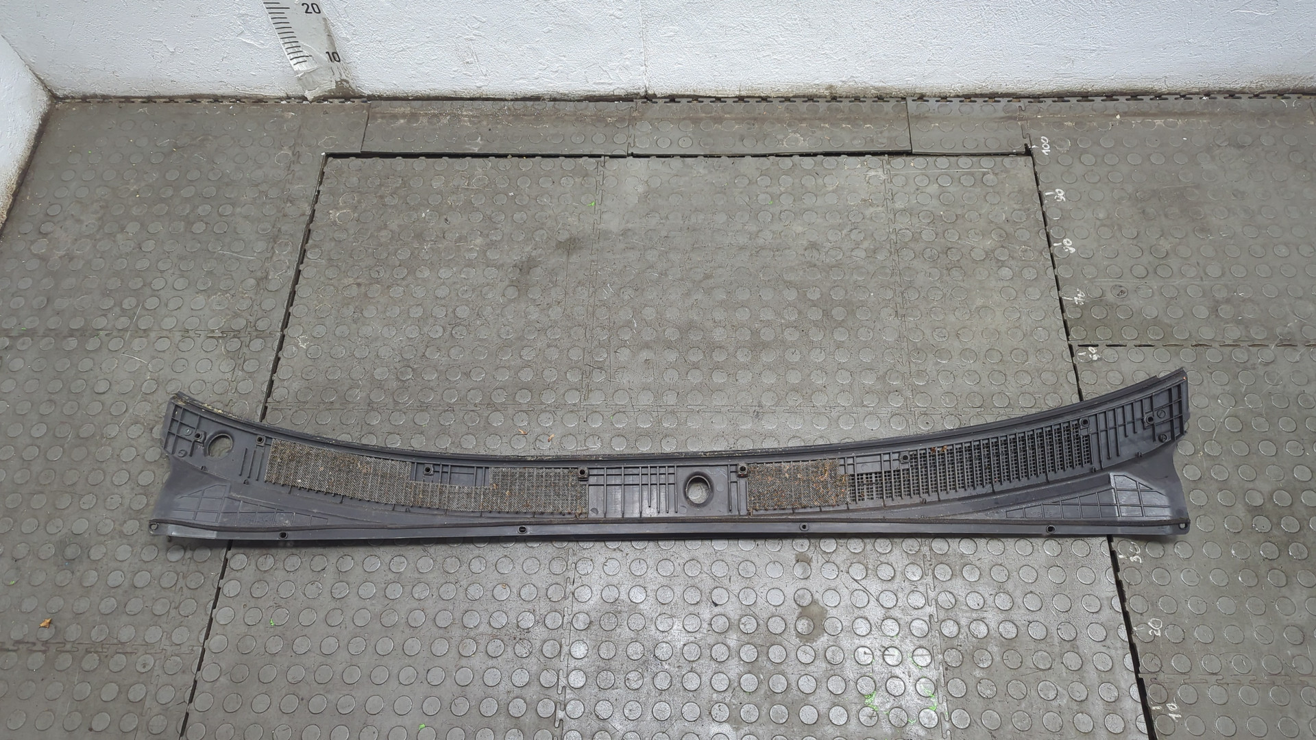 Решетка стеклоочистителей (Жабо)