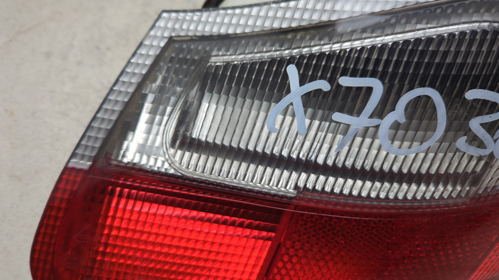 Фонарь задний правый