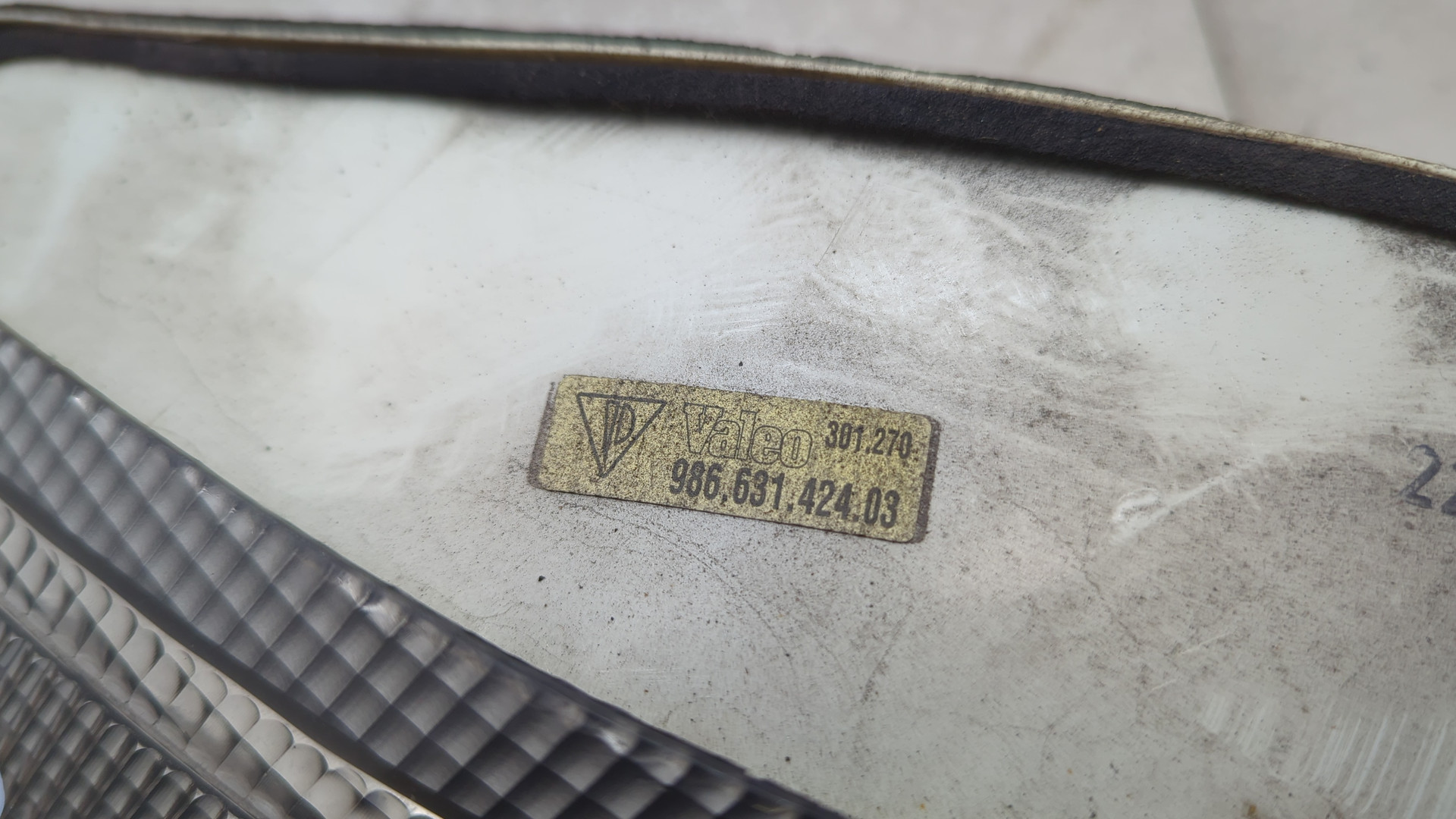 Фонарь задний правый