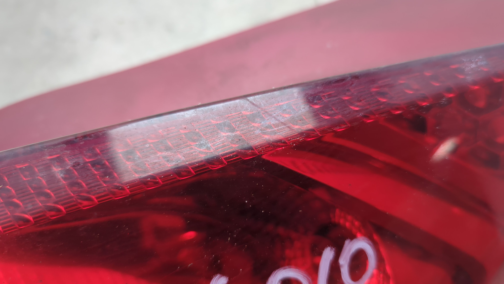 Фонарь задний правый