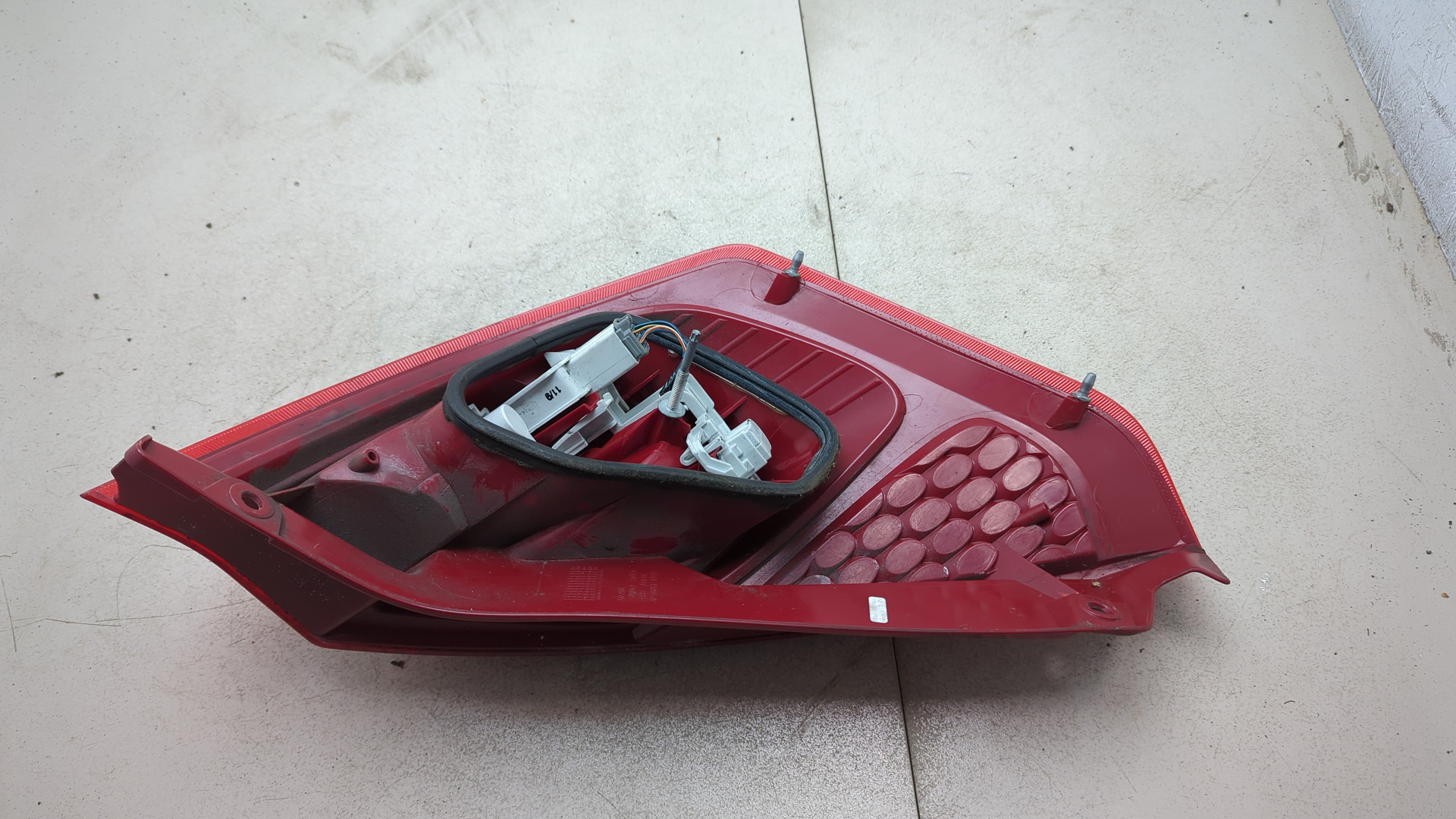 Фонарь задний правый