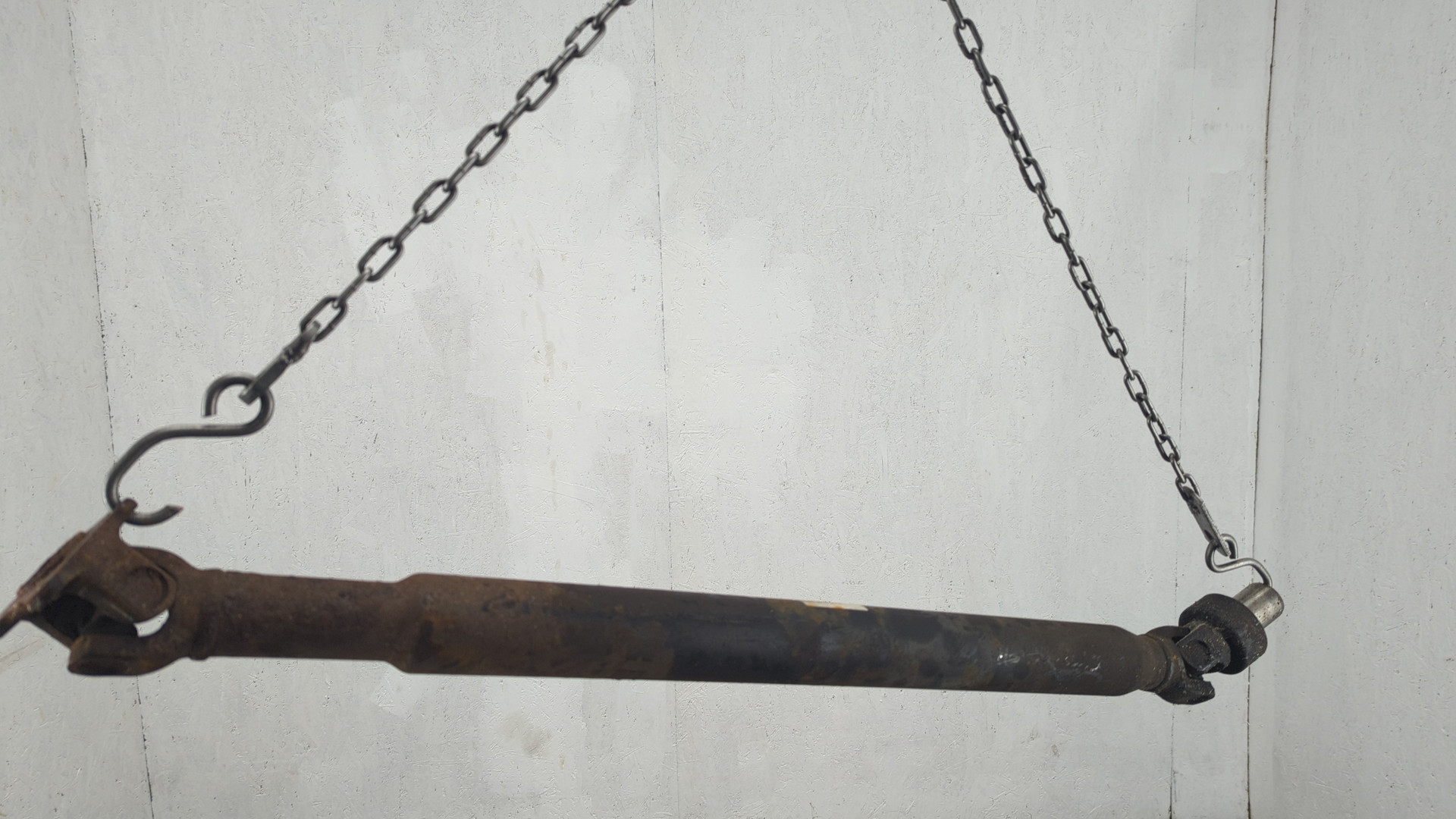 Вал карданный передний